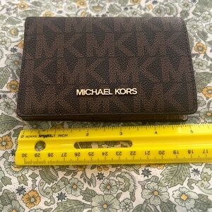 Michael Kors Jet Set Slim Wallet, Retail $98, NWOT